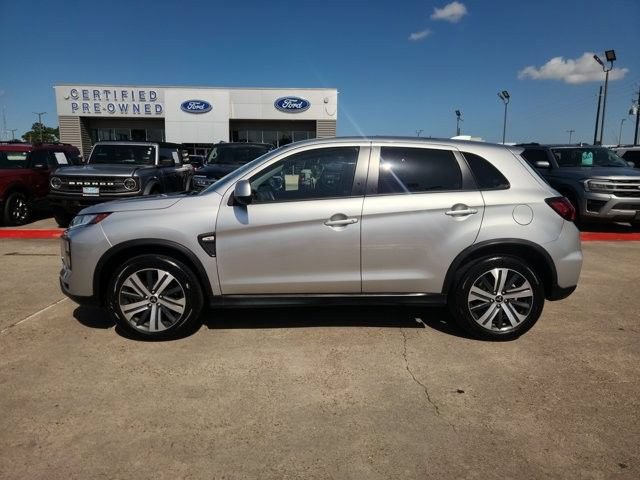Used 2025 Mitsubishi Outlander Sport ES AWD/4WD image 4