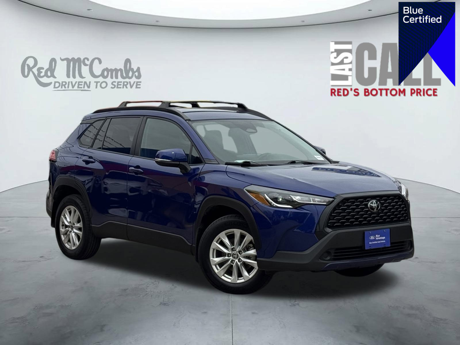 Used 2024 Toyota Corolla Cross LE image 1