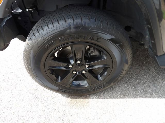Used 2022 Jeep Wrangler Unlimited Sahara AWD/4WD image 18