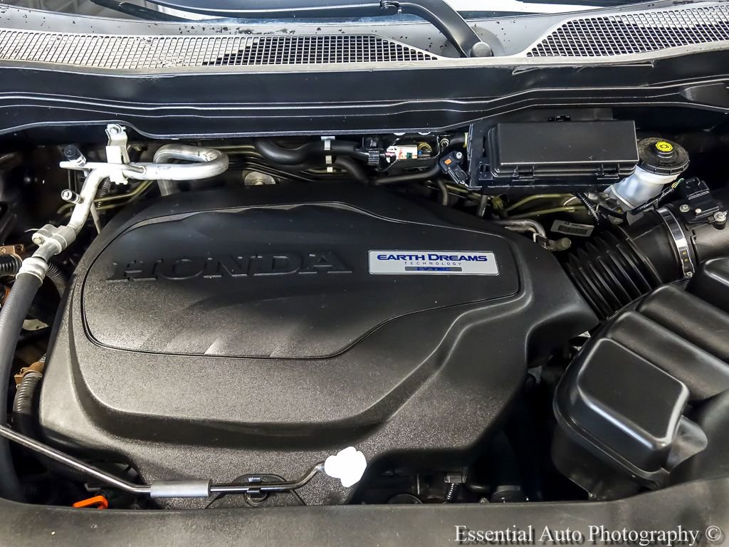 Used 2020 Honda Pilot Touring image 32