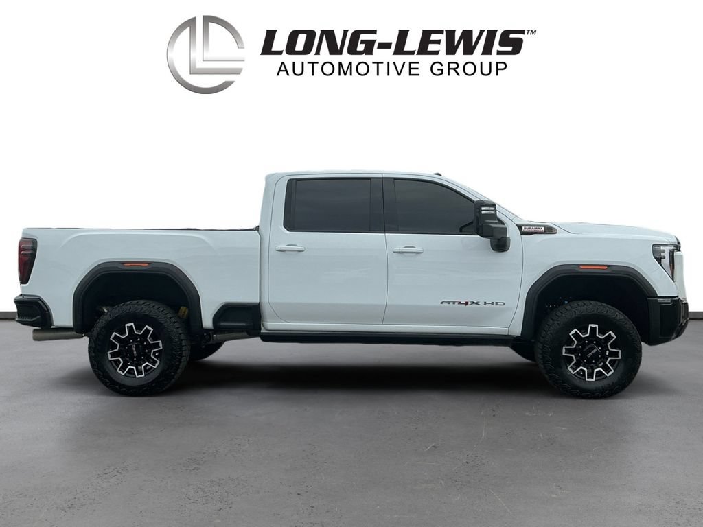 Used 2024 GMC Sierra 2500 AT4X AWD/4WD image 8