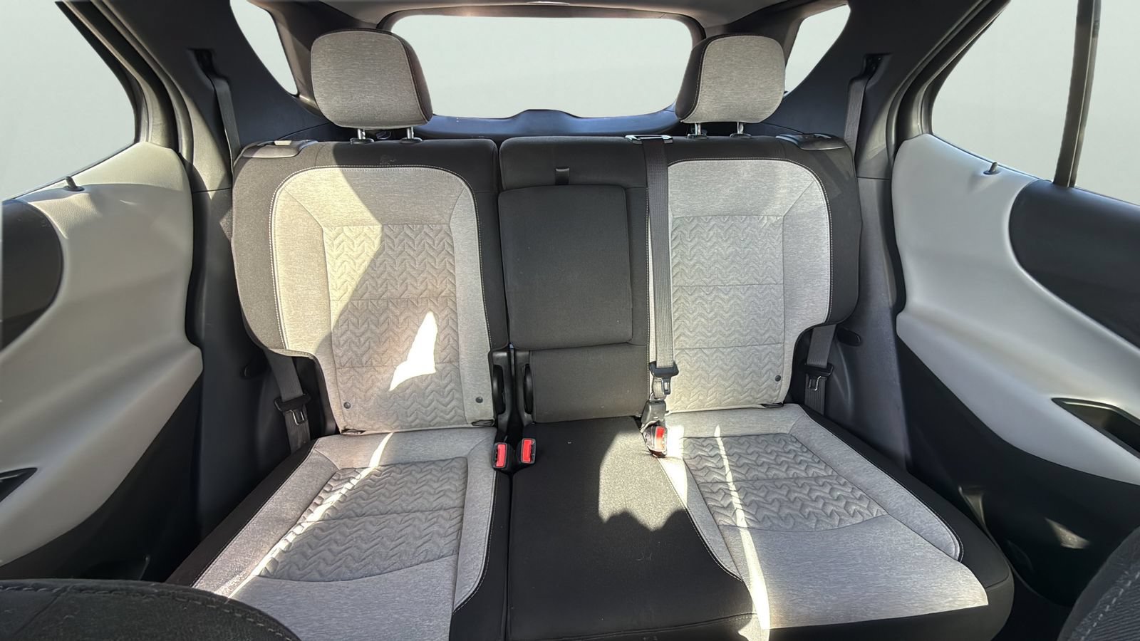 Used 2024 Chevrolet Equinox LS w/ LS Convenience Package FWD image 26