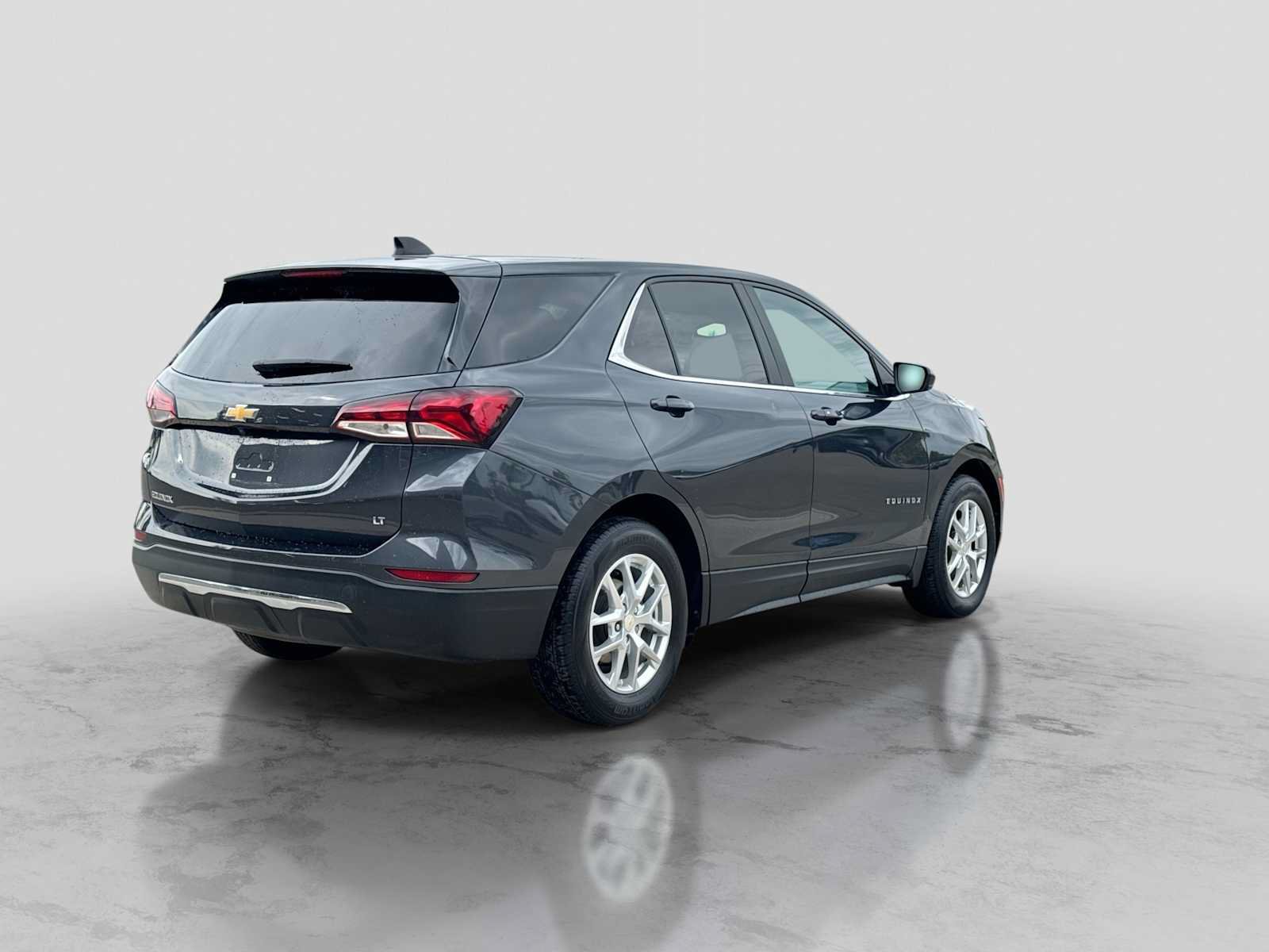 Used 2022 Chevrolet Equinox LT FWD image 6