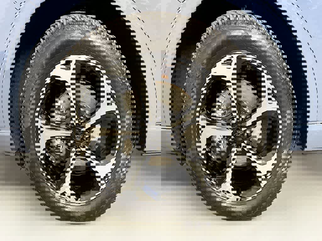 Certified 2024 Ford Escape ST-Line Elite w/ Premium Technology Package image 11