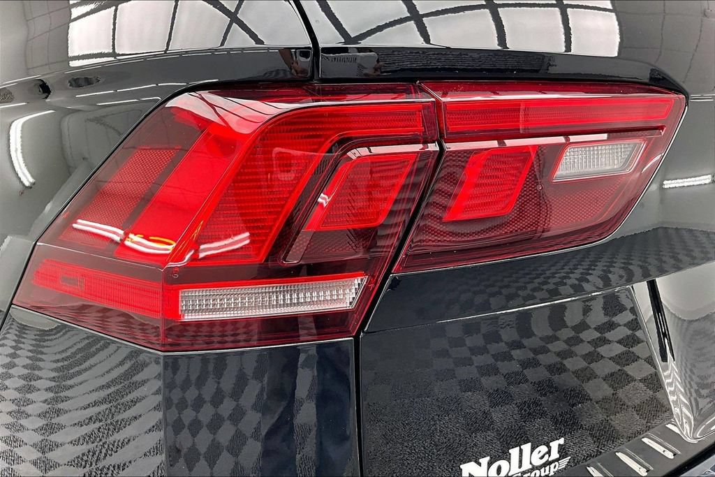 Used 2024 Volkswagen Tiguan Wolfsburg Edition w/ Panoramic Sunroof Package FWD image 31