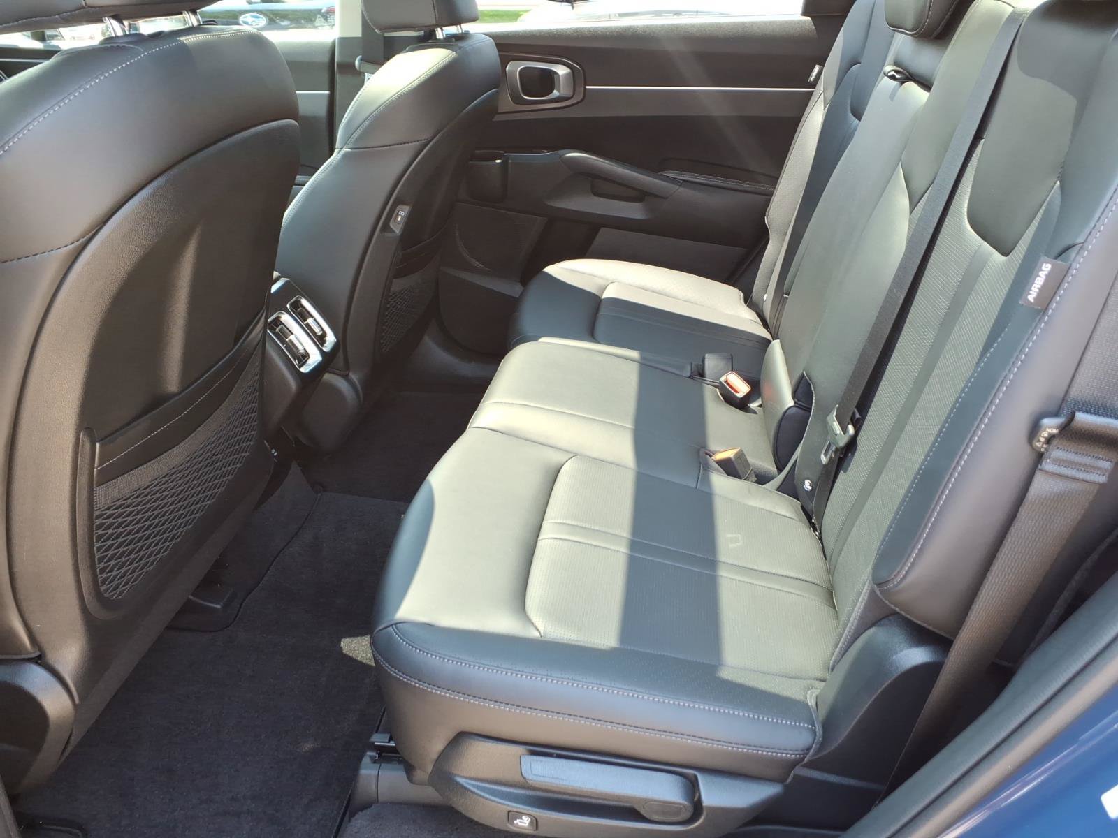 Used 2026 Kia Sorento S w/ S Panoramic Sunroof Package AWD/4WD image 13