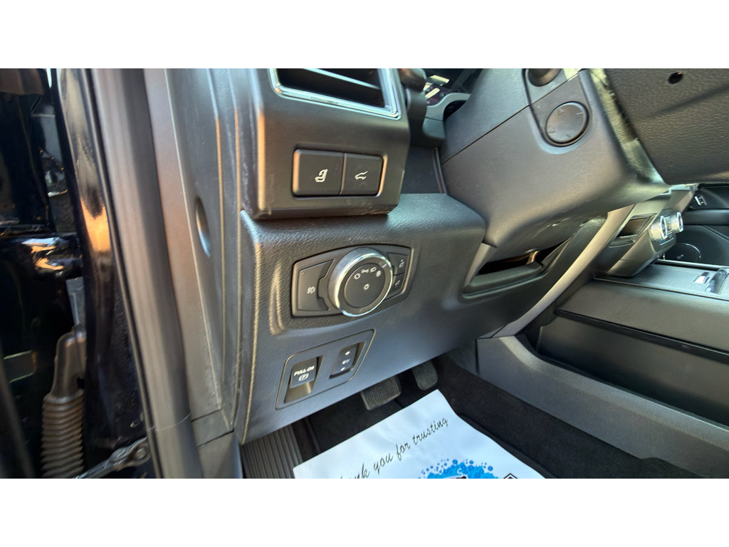 Certified 2020 Ford Expedition Limited w/ Equipment Group 302A AWD/4WD image 28