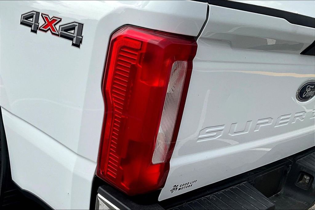 Certified 2023 Ford F350 XLT AWD/4WD image 23