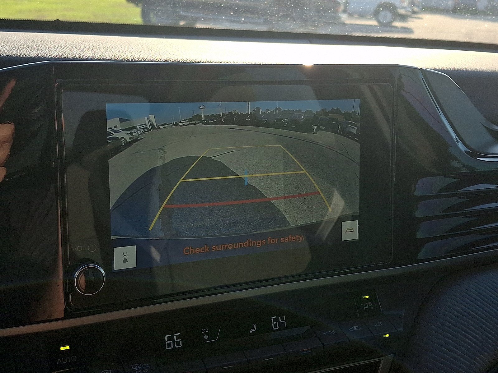 Used 2025 Toyota Camry SE FWD image 16