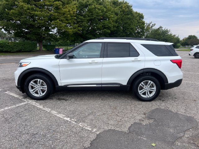 Certified 2023 Ford Explorer XLT w/ Equipment Group 202A AWD/4WD image 6