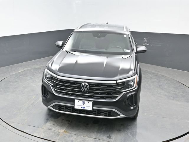 Used 2024 Volkswagen Atlas Cross Sport SE AWD/4WD image 17