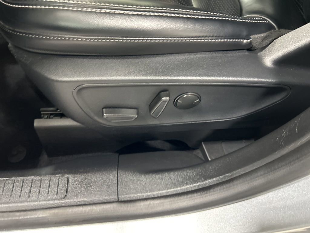 Certified 2024 Ford Escape Platinum image 13