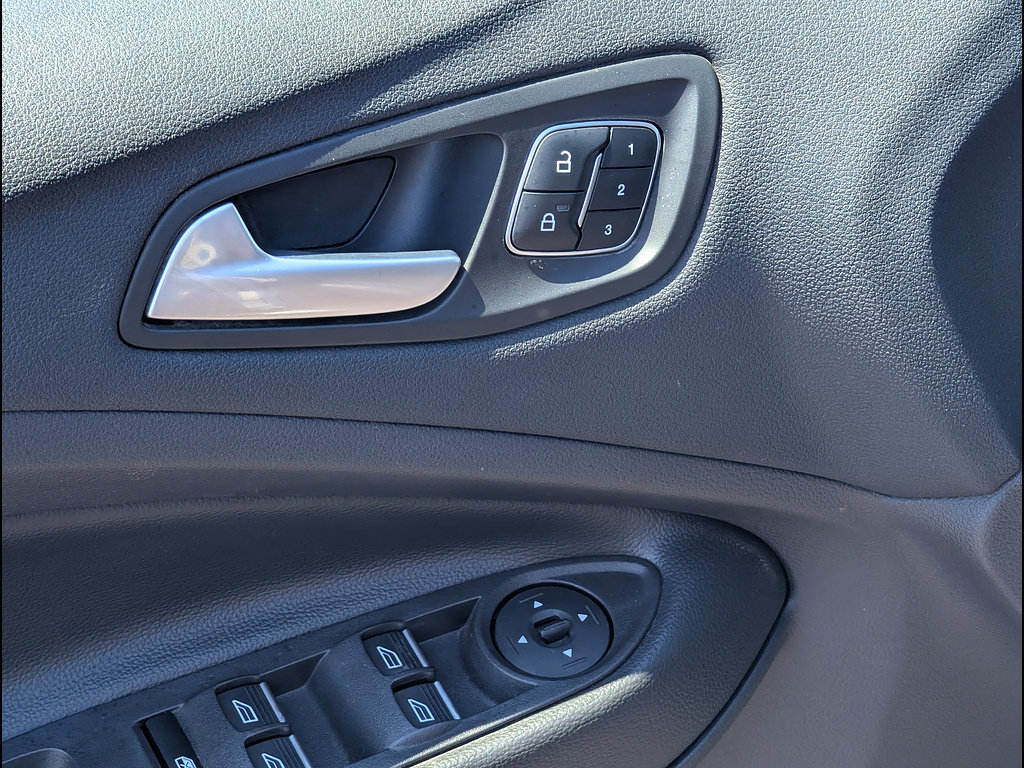 Certified 2018 Ford Escape Titanium AWD/4WD image 25