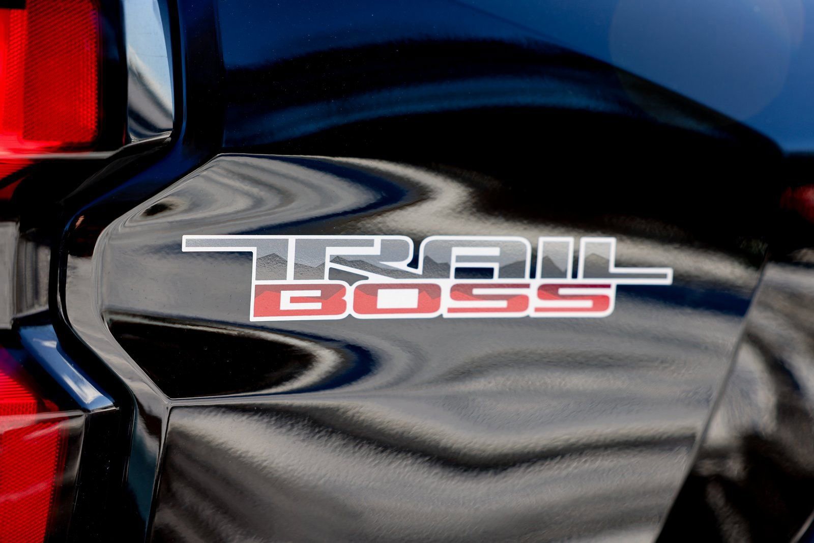 Used 2024 Chevrolet Colorado Trail Boss w/ Advanced Trailering Package image 29