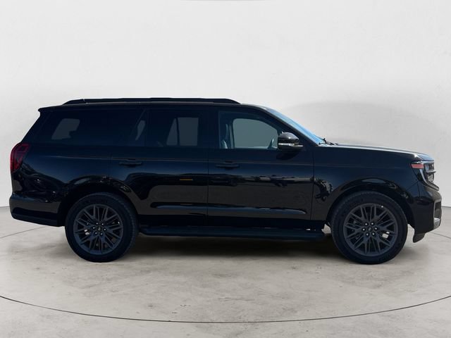 Certified 2026 Ford Expedition Platinum w/ Stealth Appearance Package AWD/4WD image 4