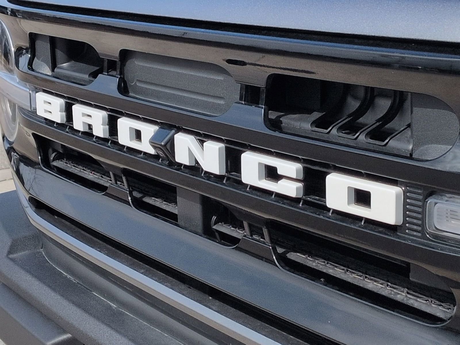 Certified 2023 Ford Bronco Outer Banks w/ Sasquatch Package image 15