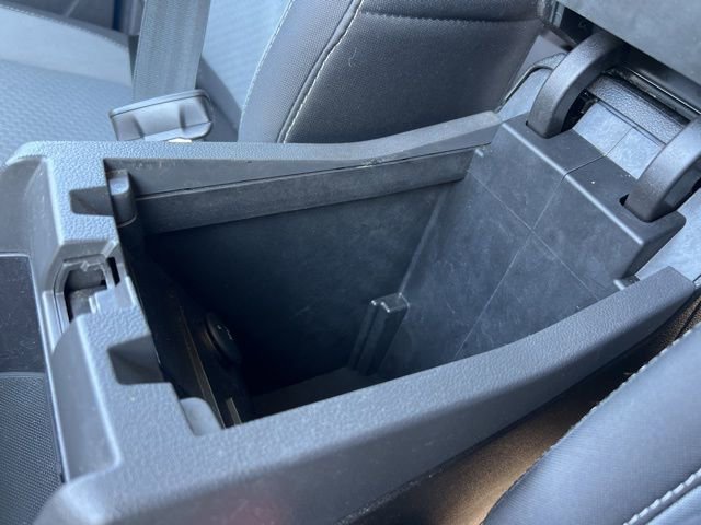 Certified 2017 Ford Escape SE w/ Equipment Group 201A image 18