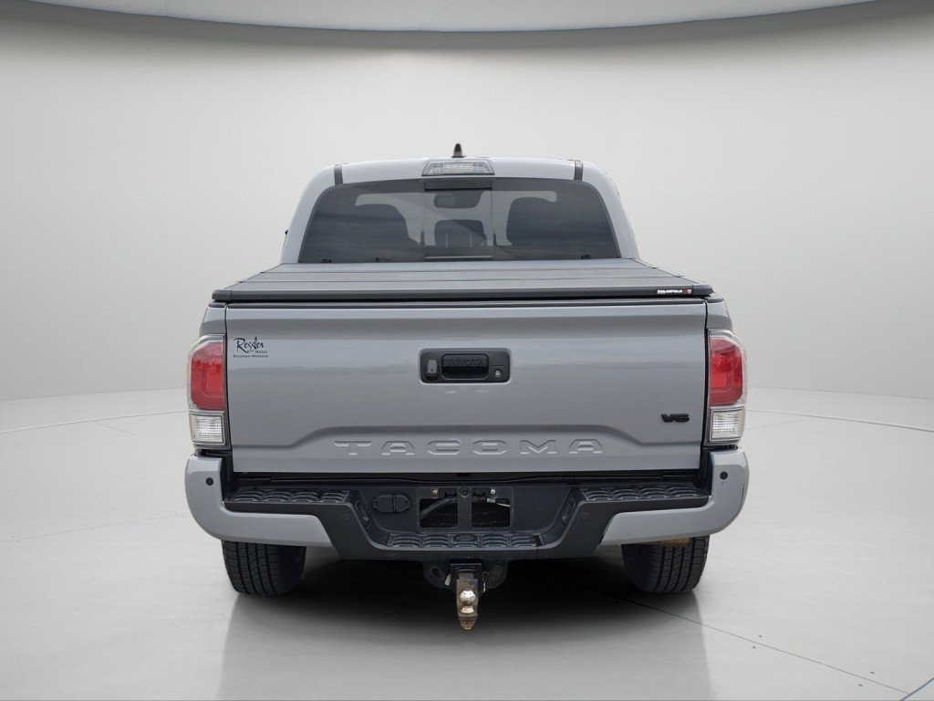 Used 2020 Toyota Tacoma TRD Off-Road w/ Technology Package AWD/4WD image 24