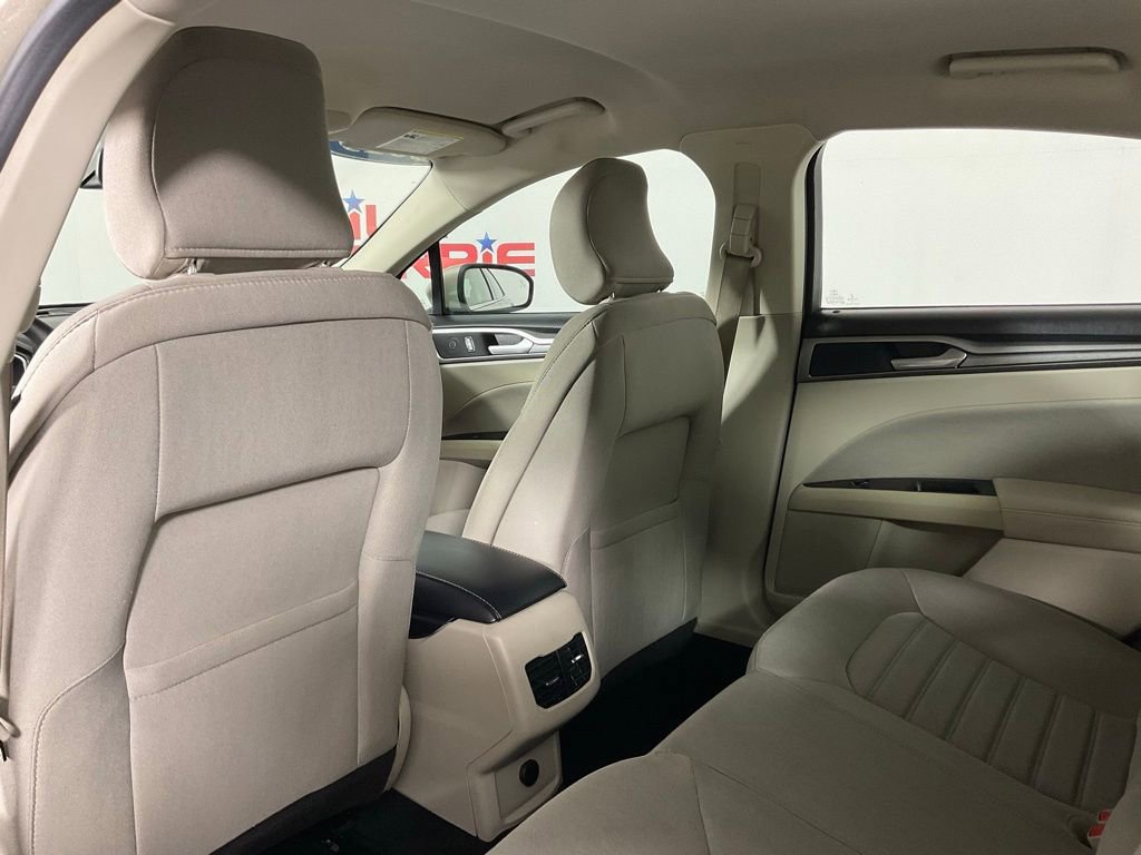 Certified 2019 Ford Fusion SE FWD image 15