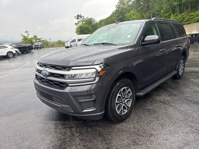 Certified 2024 Ford Expedition Max XLT RWD image 3