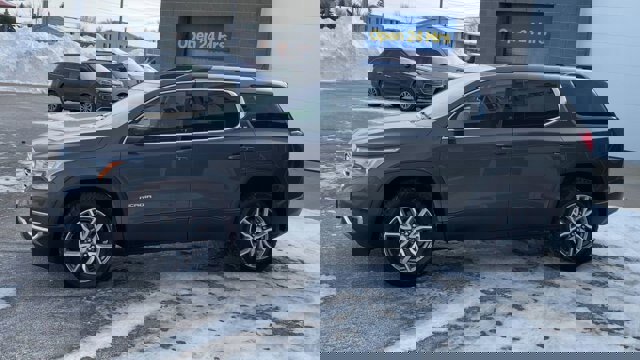 Used 2019 GMC Acadia SLE w/ Driver Alert Package I image 6