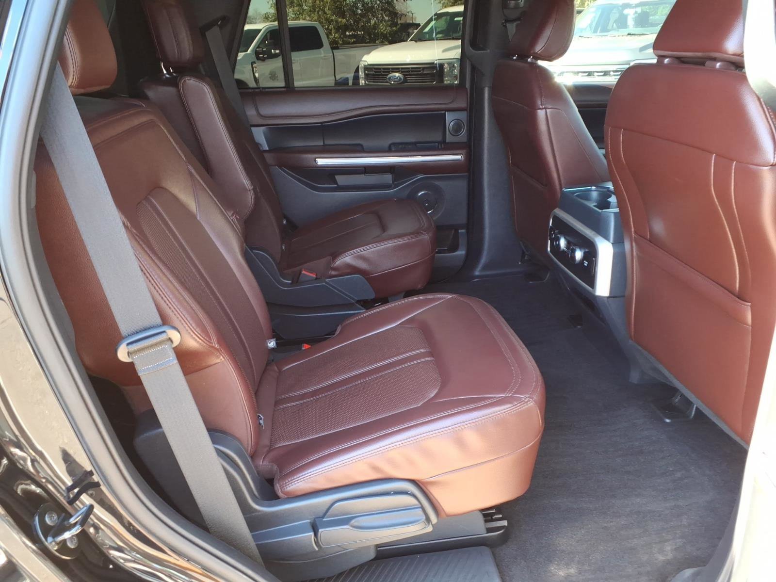Certified 2023 Ford Expedition Limited image 15