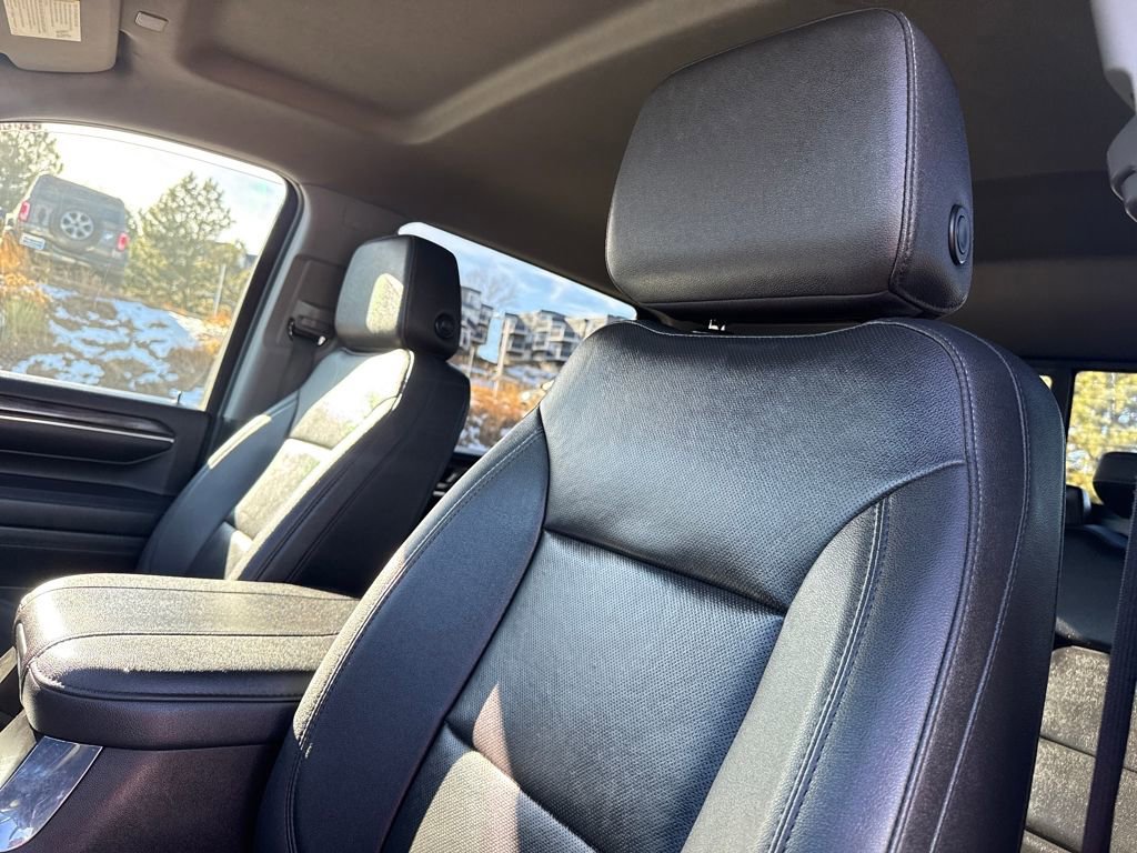 Used 2024 Chevrolet Silverado 3500 LTZ w/ LTZ Convenience Package image 13