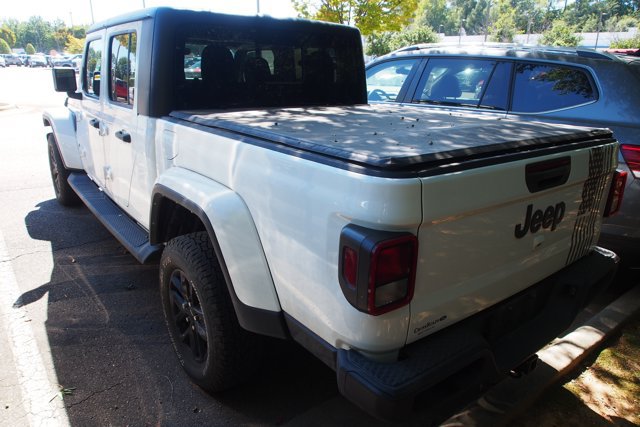 Used 2022 Jeep Gladiator Sport AWD/4WD image 5