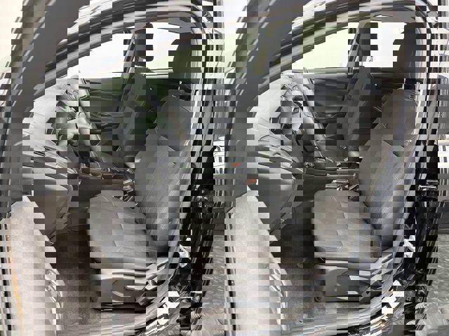 Certified 2018 Ford Focus SE image 9