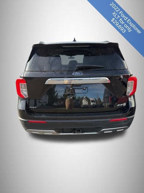 Certified 2022 Ford Explorer XLT w/ Equipment Group 202A image 8