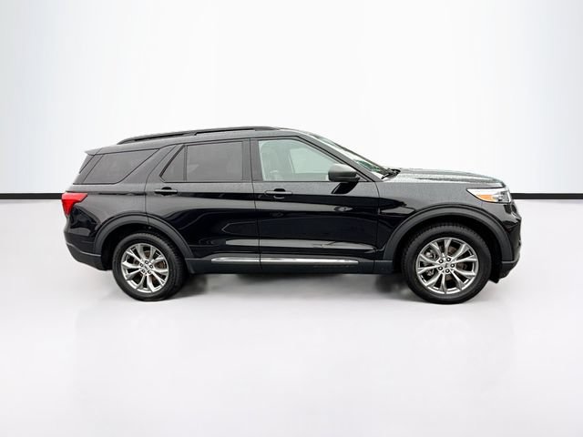 Certified 2023 Ford Explorer XLT w/ Equipment Group 202A AWD/4WD image 12