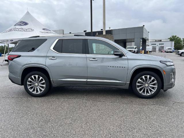 Used 2023 Chevrolet Traverse Premier w/ LPO, Floor Liner Package FWD image 3