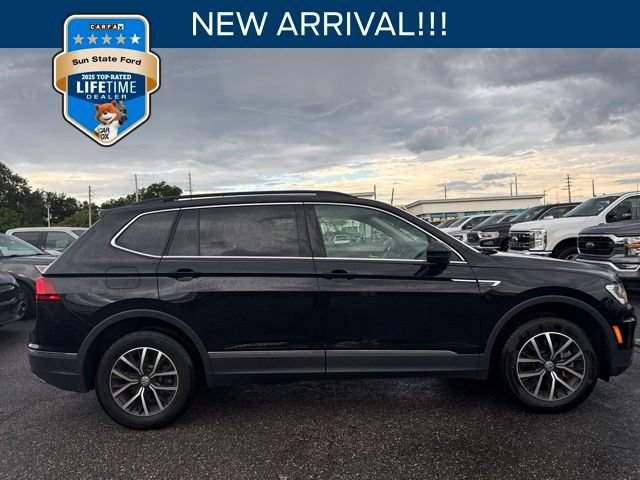 Used 2021 Volkswagen Tiguan SE FWD image 1