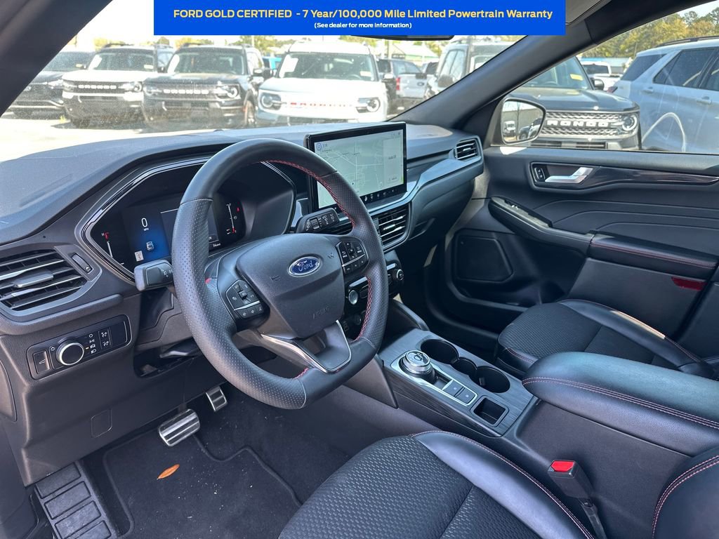 Certified 2024 Ford Escape ST-Line w/ Tech Pack #1 FWD image 9