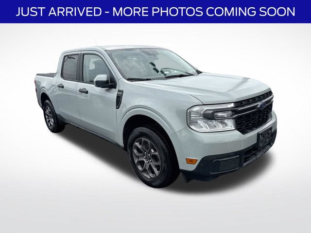 Certified 2022 Ford Maverick XLT w/ Equipment Group 300A Standard