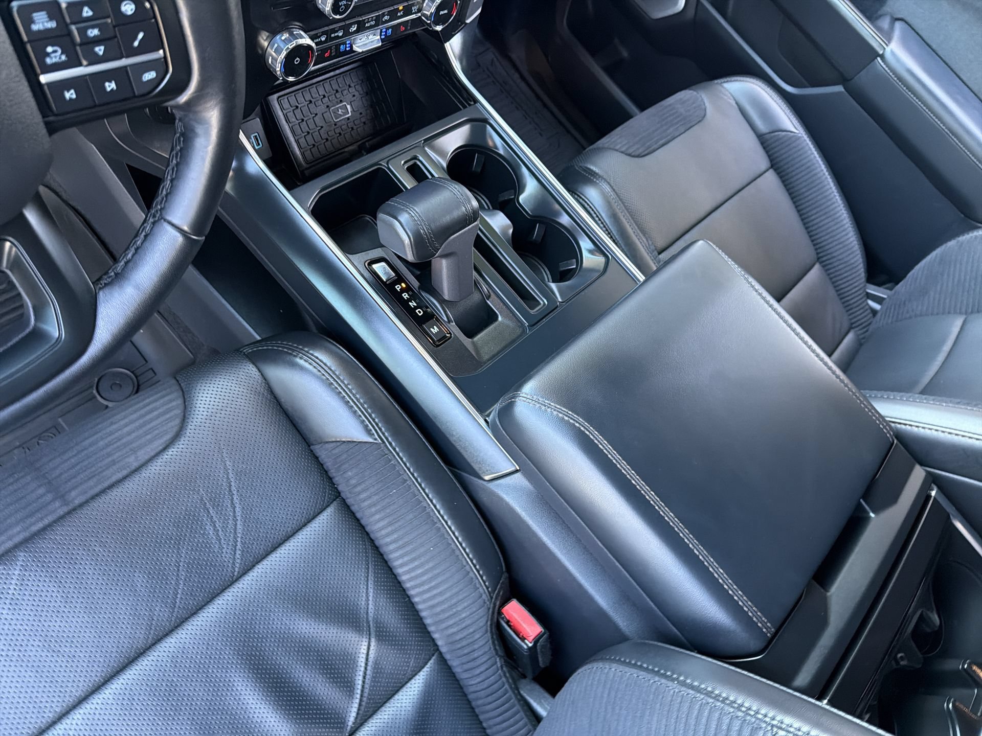 Certified 2023 Ford F150 Raptor w/ Raptor Carbon Fiber Package AWD/4WD image 21