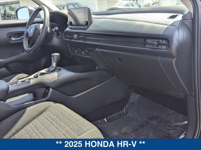 Used 2025 Honda HR-V LX image 22