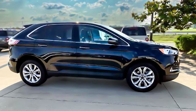 Certified 2024 Ford Edge Titanium AWD/4WD image 7