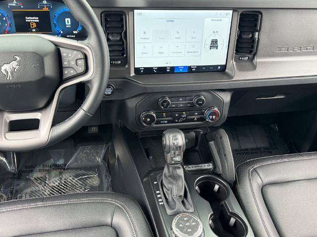 Certified 2025 Ford Bronco Badlands AWD/4WD image 12