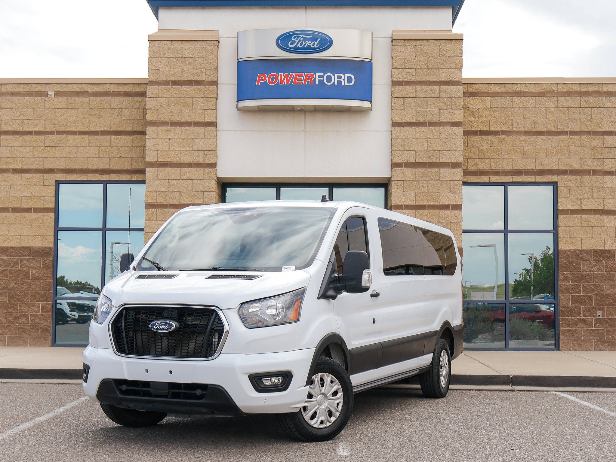 Certified 2023 Ford Transit 350 XLT RWD image 2