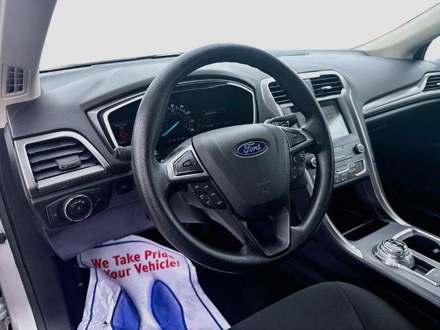 Certified 2019 Ford Fusion SE FWD image 9