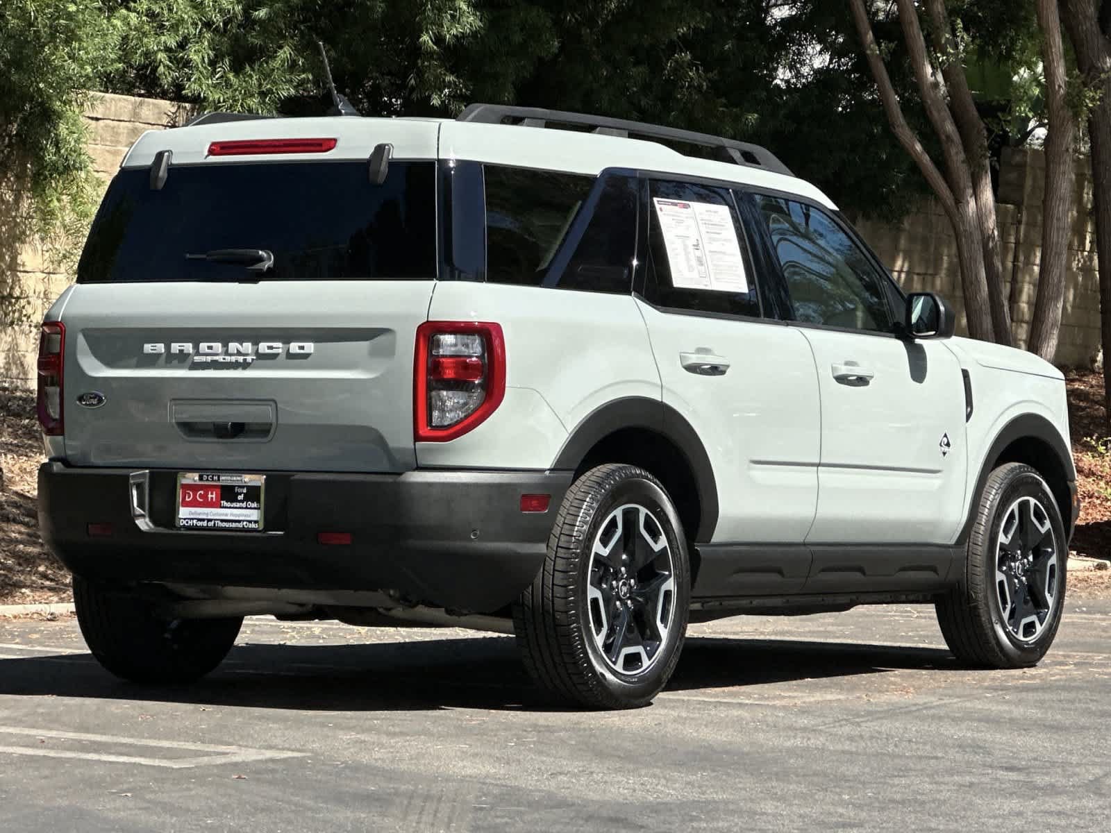 Certified 2023 Ford Bronco Sport Outer Banks AWD/4WD image 2