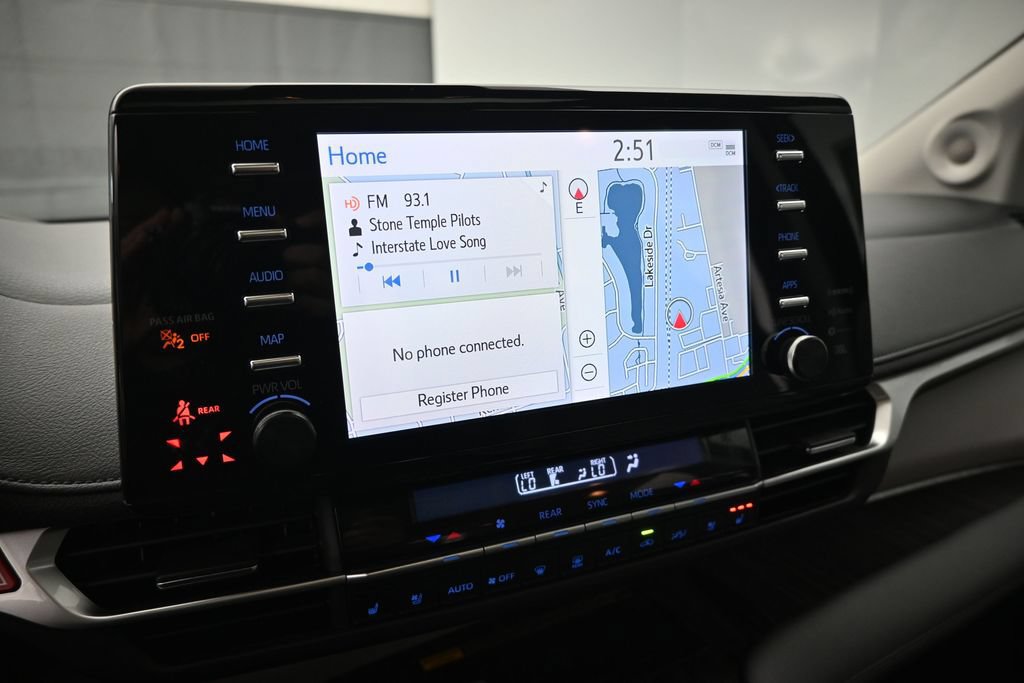 Used 2021 Toyota Sienna Limited FWD image 22