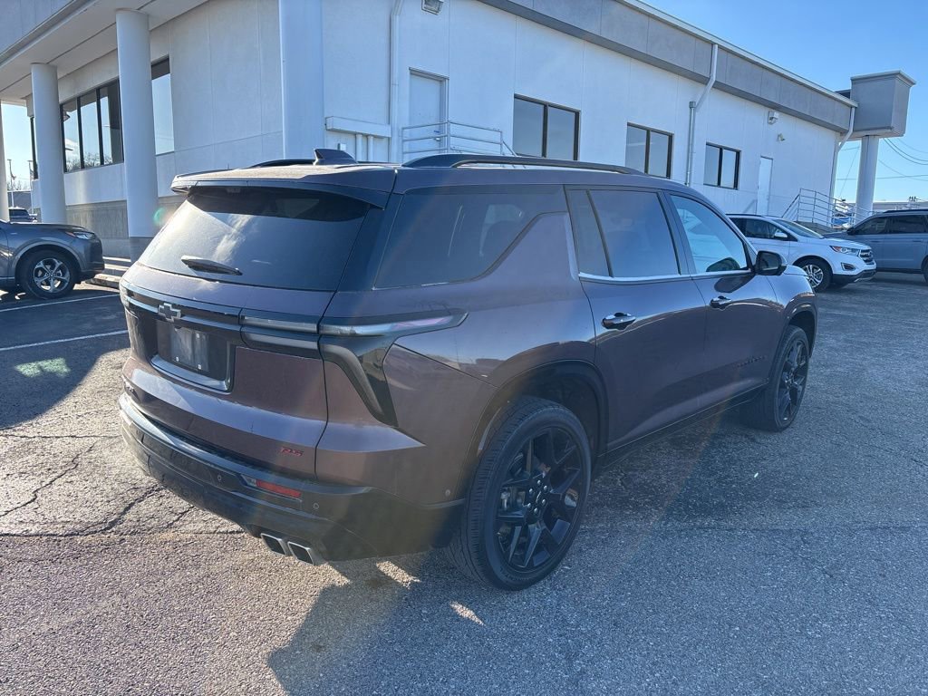 Used 2024 Chevrolet Traverse RS image 4
