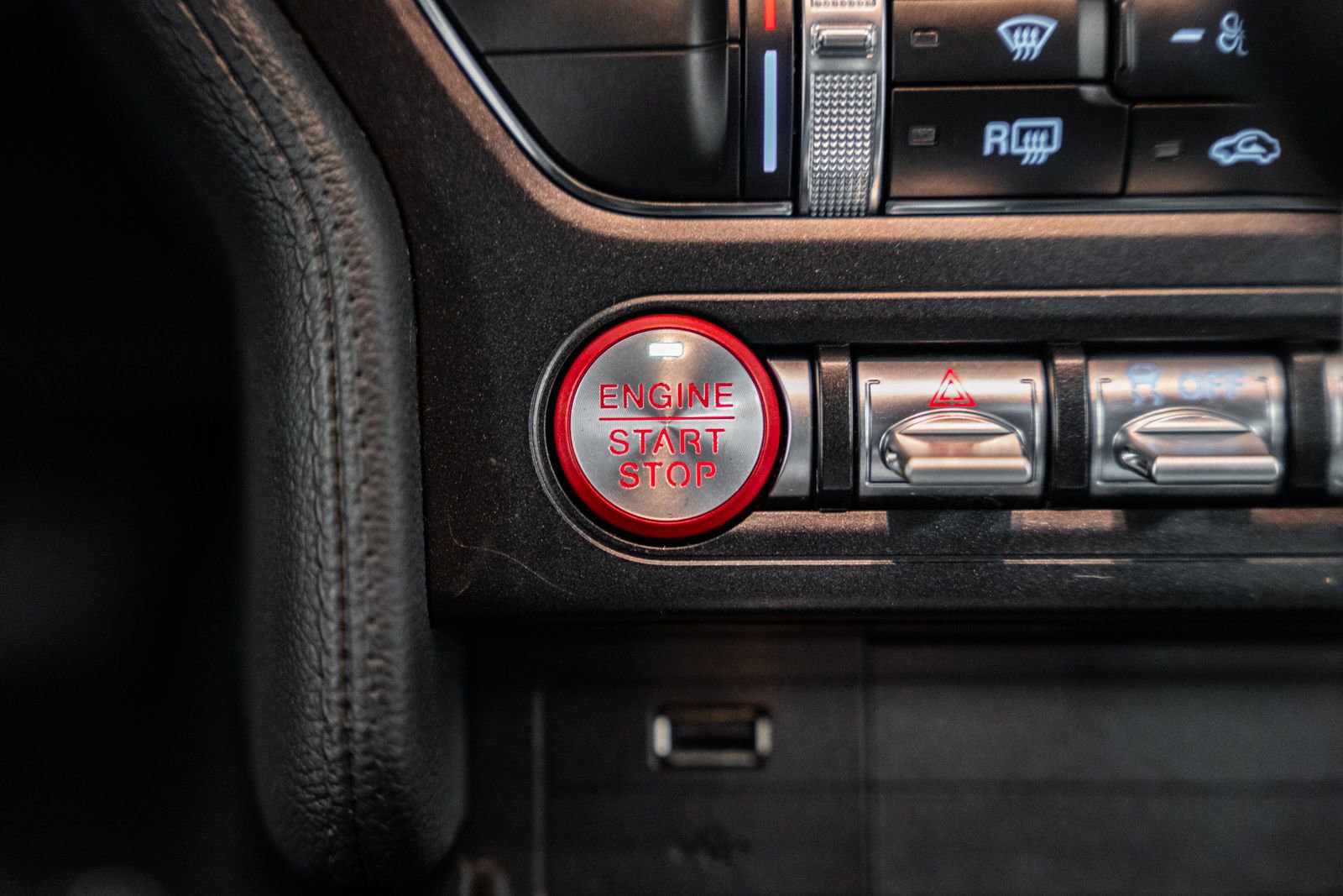 Certified 2022 Ford Mustang Coupe w/ Equipment Group 101A image 32