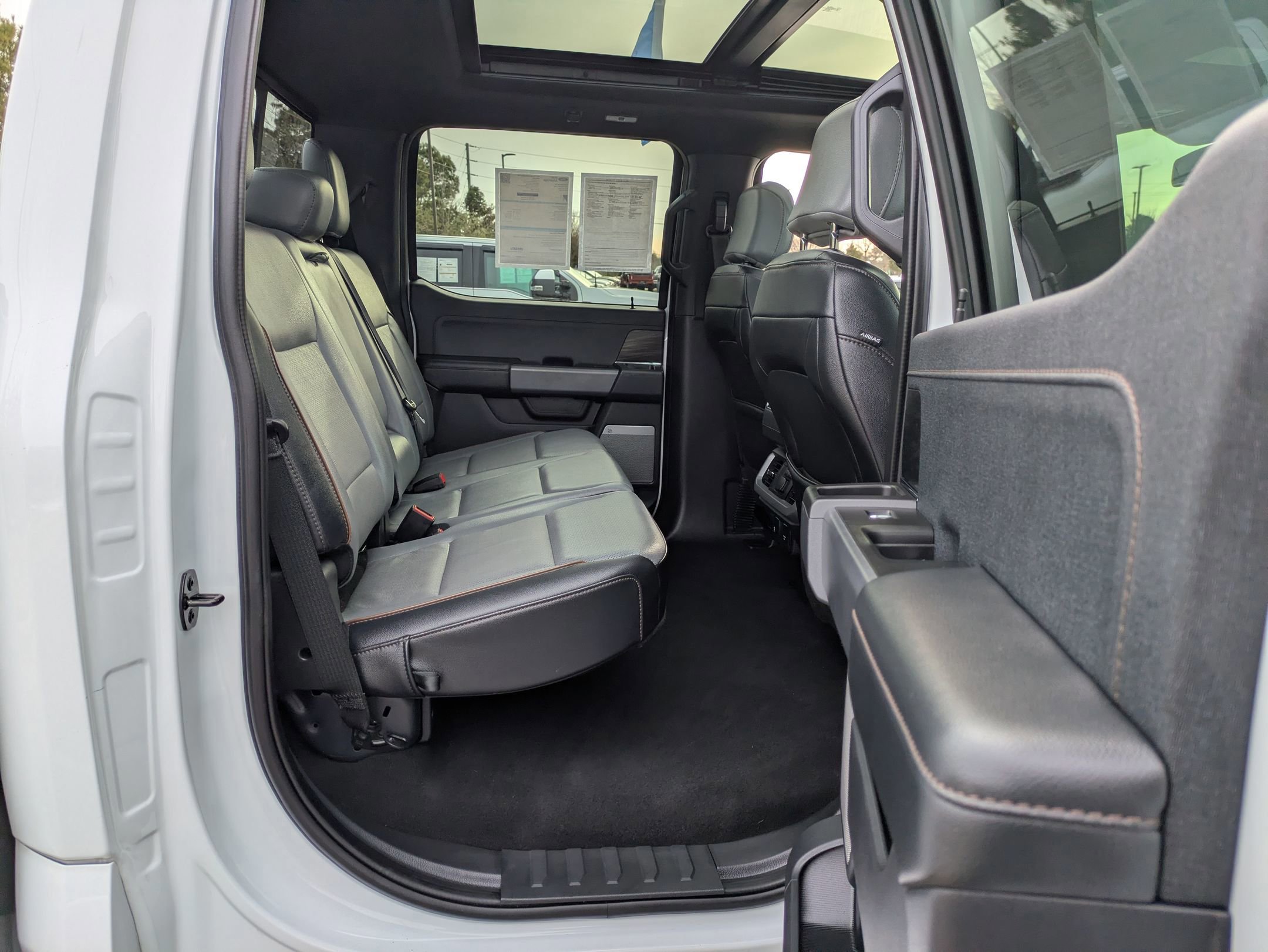 Certified 2024 Ford F150 Lightning Lariat image 40