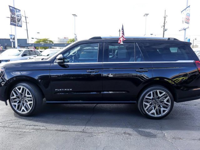 Certified 2025 Ford Expedition Platinum w/ Platinum Ultimate Package image 3