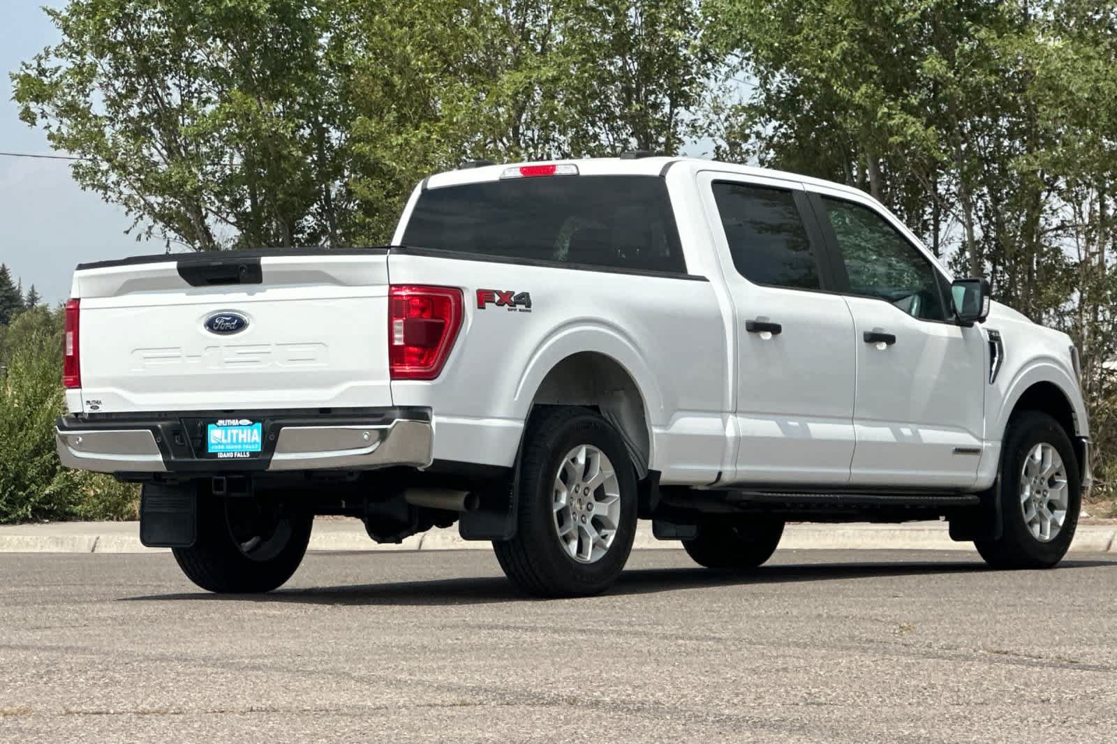 Certified 2023 Ford F150 XLT w/ Trailer Tow Package AWD/4WD image 2