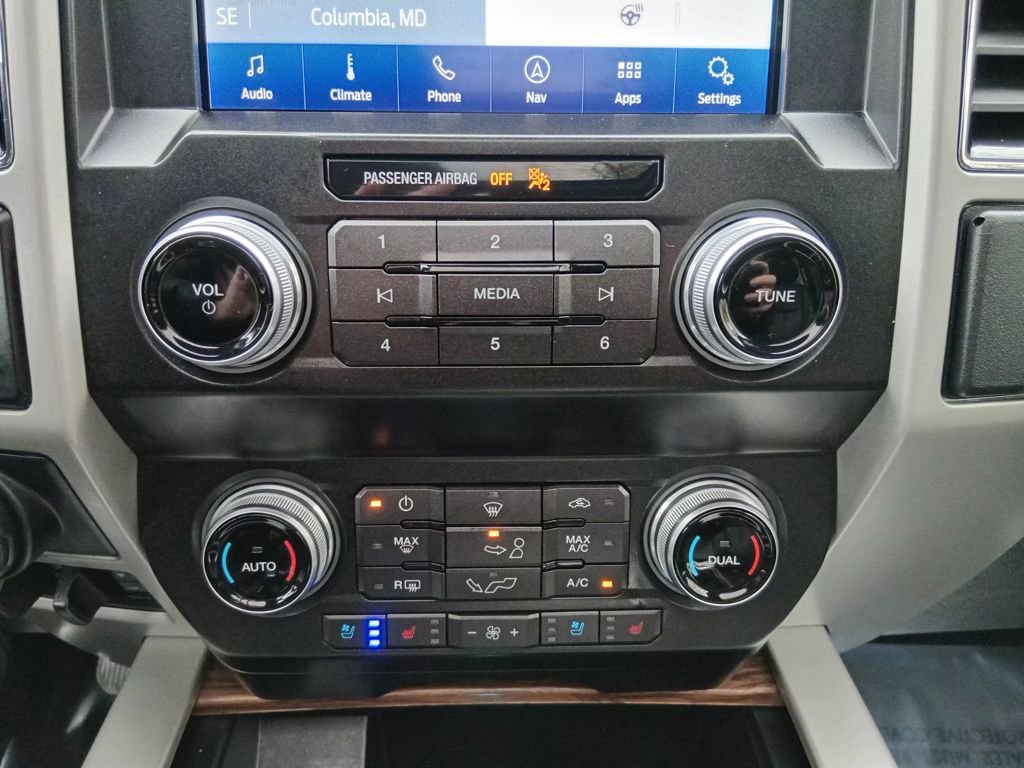 Certified 2019 Ford F150 Lariat w/ Equipment Group 502A Luxury image 20