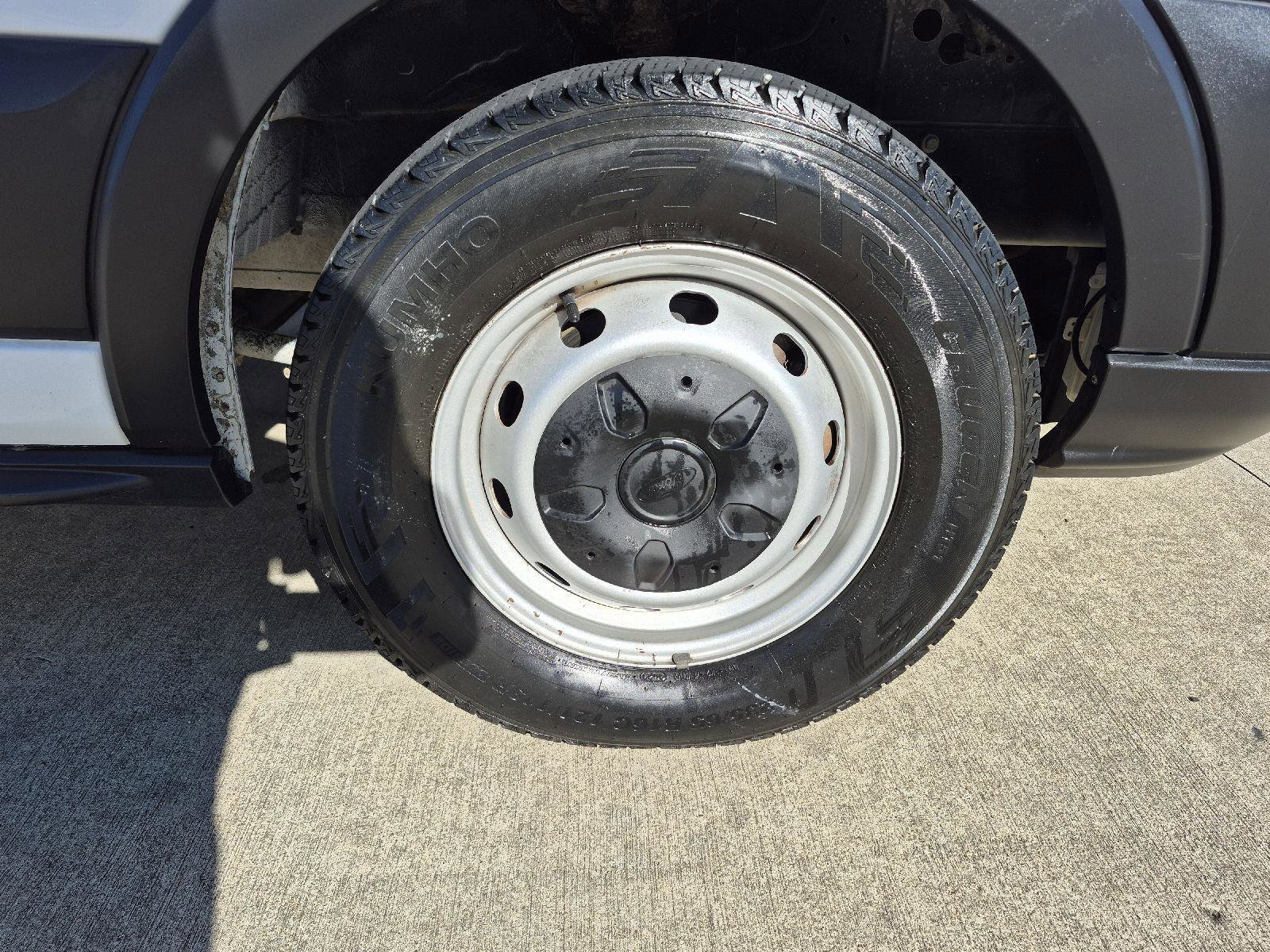 Certified 2019 Ford Transit 350 XL image 9